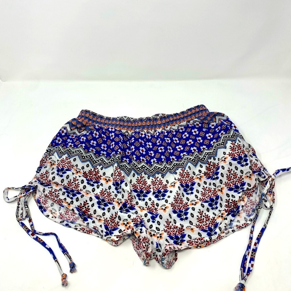 Women’s MINKPINK Shorts with Tie Detail Size XS